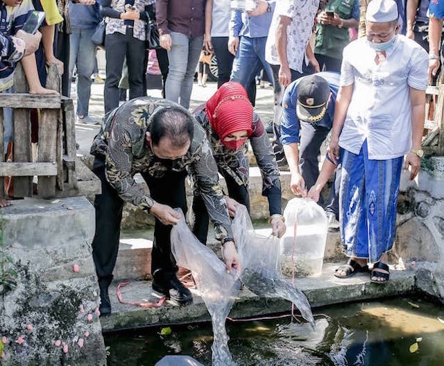 Hadiri Reses, Bupati Jember Apresiasi Gagasan Legislator Try Sandi Apriana Budidaya Ikan untuk Cegah Stunting 